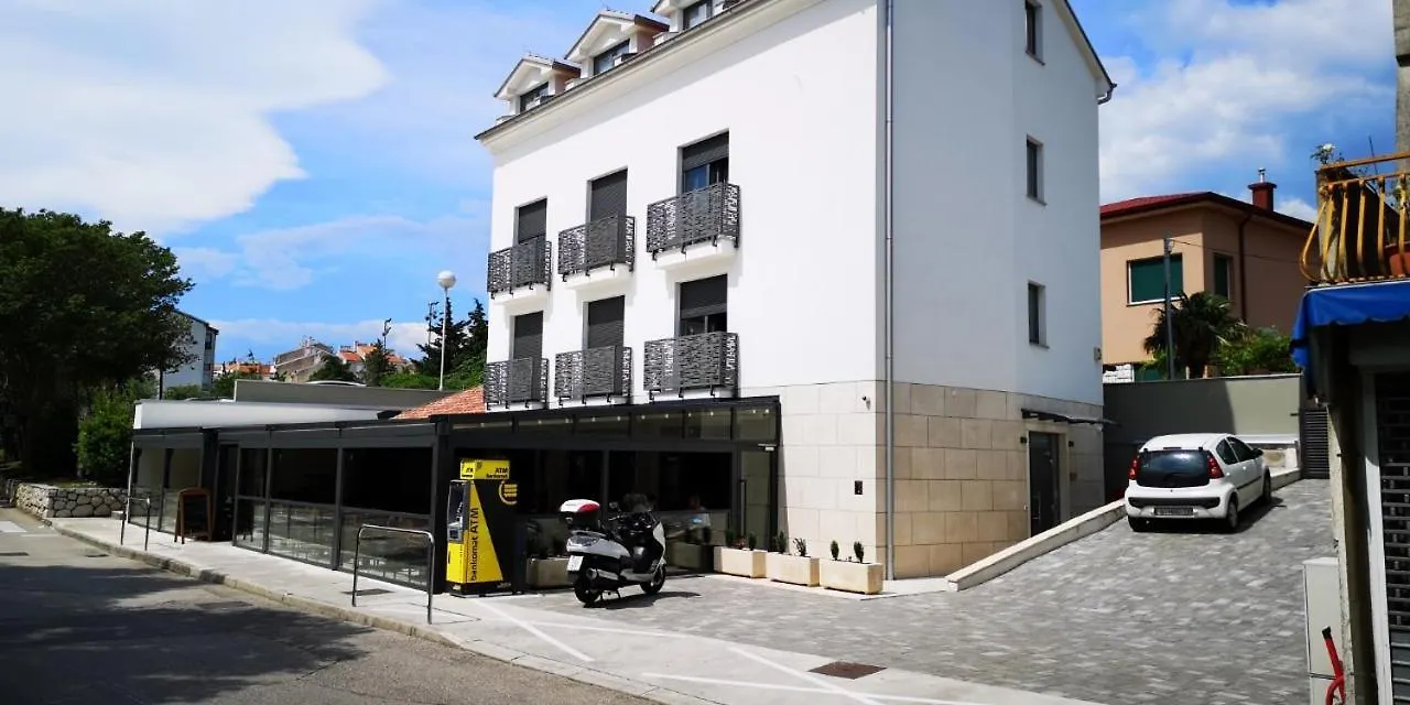Azur Bed & Breakfast Novi Vinodolski