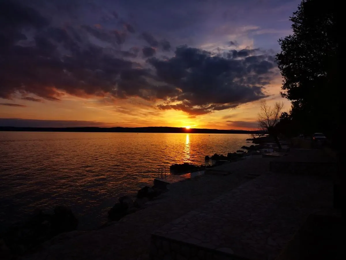 Azur Bed & Breakfast Novi Vinodolski